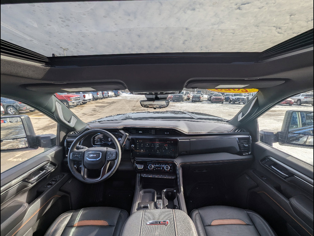 Used 2025 GMC Sierra 2500 AT4 w/ AT4 Premium Plus Package image 25