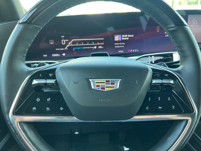 Certified 2025 Cadillac Escalade Premium Luxury AWD/4WD image 34