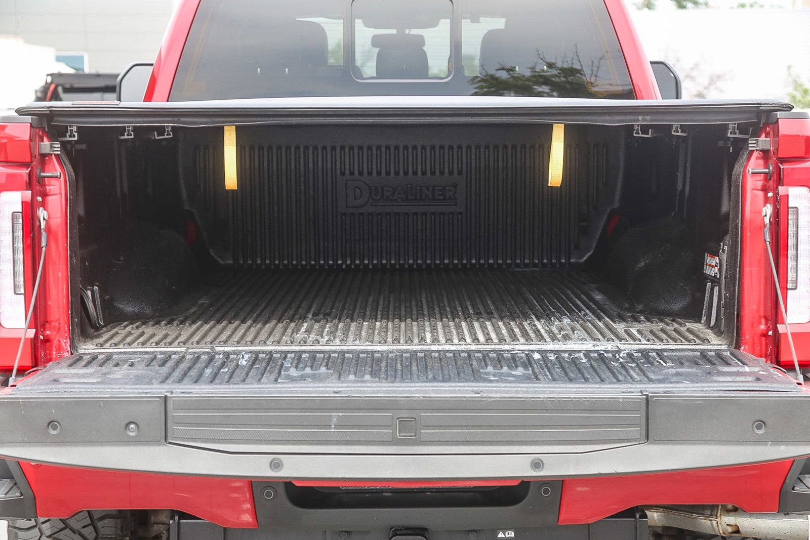 Used 2024 Ford F350 Platinum w/ FX4 Off-Road Package image 24