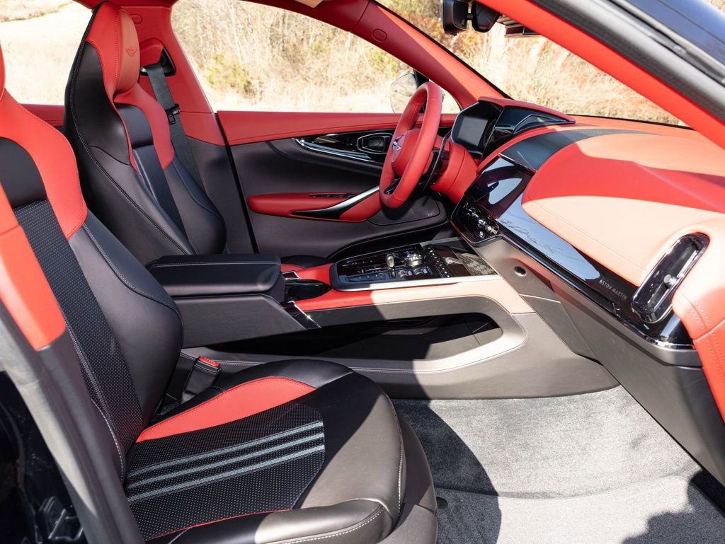 New 2026 Aston Martin DBX 707 image 62