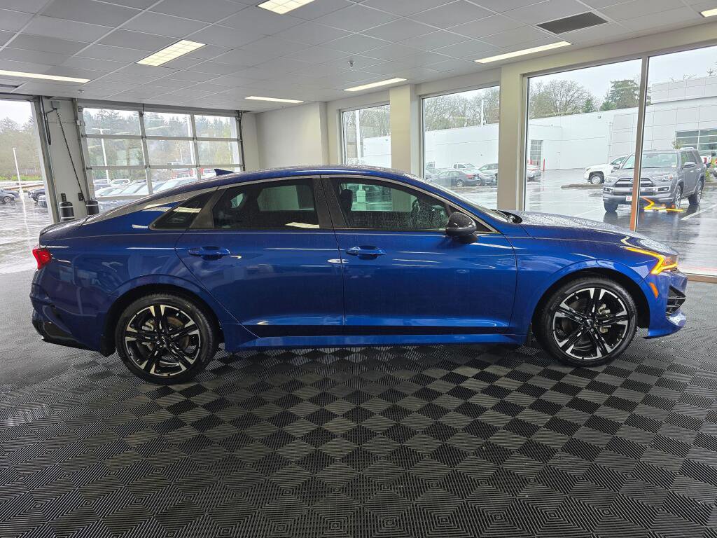 Used 2024 Kia K5 GT-Line w/ GT-Line Premium Package image 2