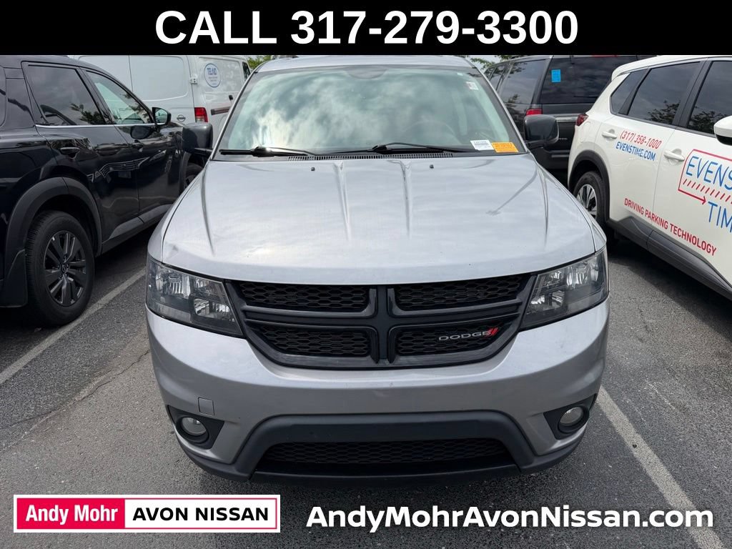 Used 2018 Dodge Journey GT w/ Driver Convenience Group FWD image 2