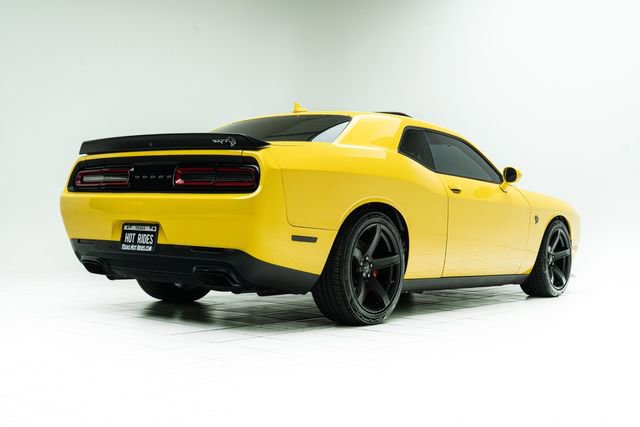 Used 2017 Dodge Challenger SRT Hellcat image 12