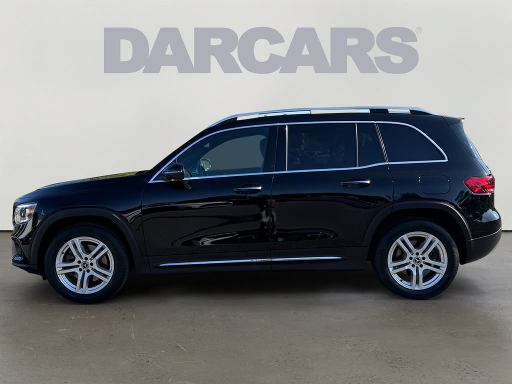 Used 2022 Mercedes-Benz GLB 250 4MATIC w/ Premium Package Lite image 3