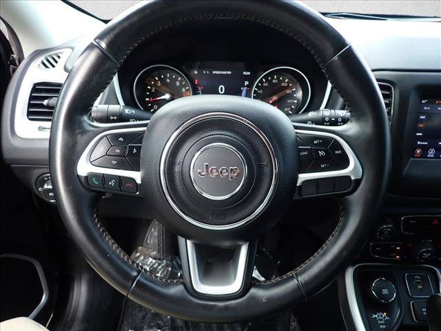 Used 2018 Jeep Compass Latitude w/ Popular Equipment Group AWD/4WD image 13