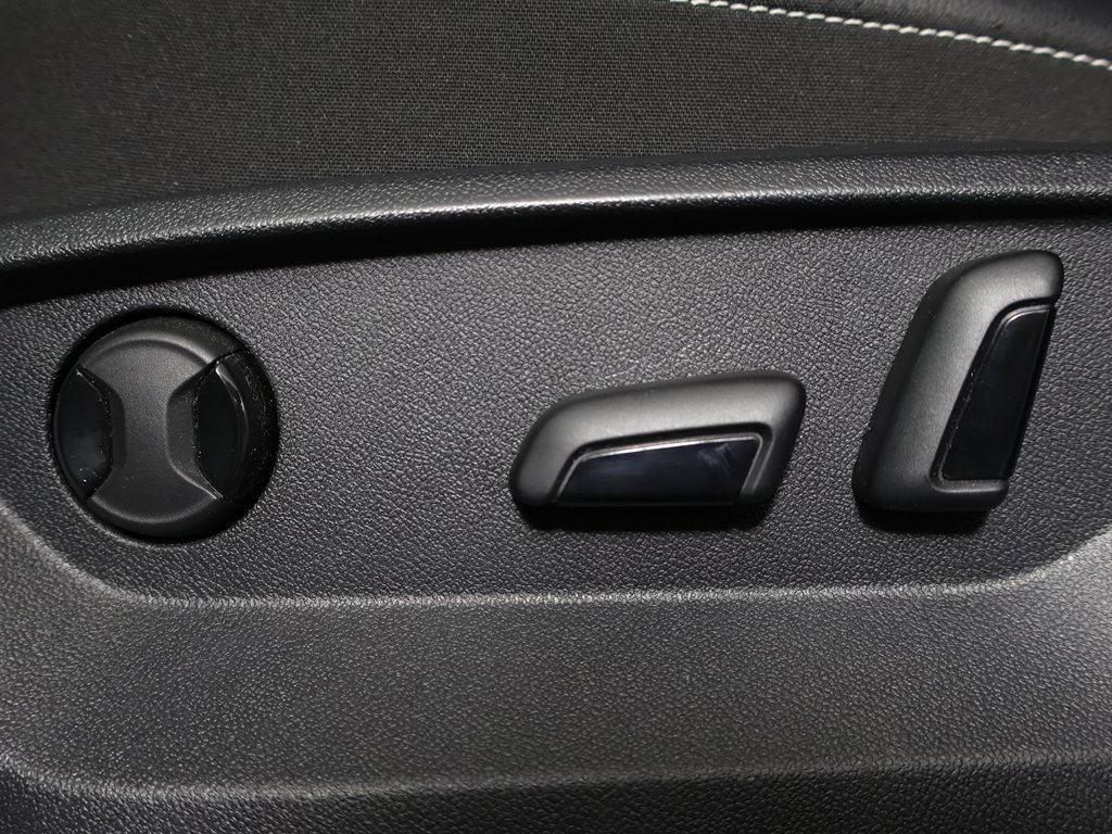 Used 2023 Volkswagen Atlas SE image 29