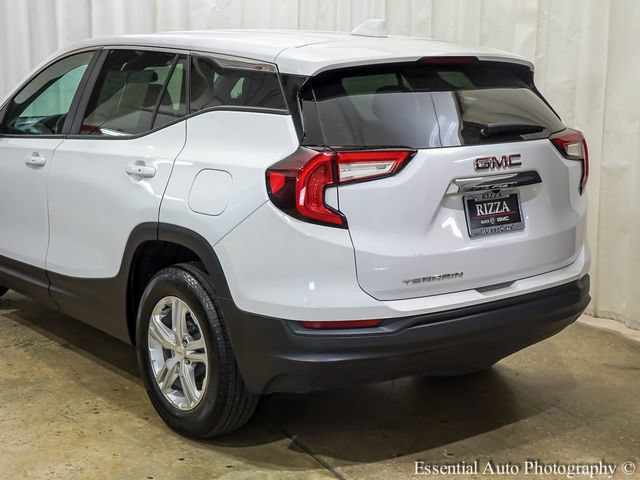 Used 2024 GMC Terrain SLE FWD image 5
