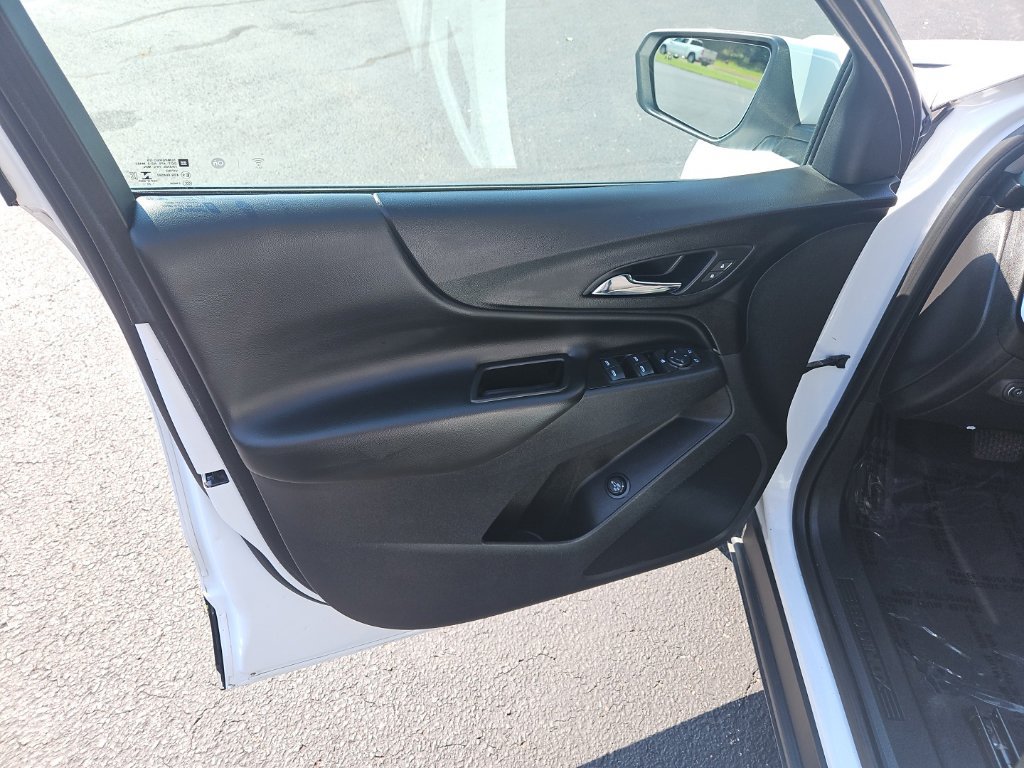Used 2021 Chevrolet Equinox LT AWD/4WD image 14