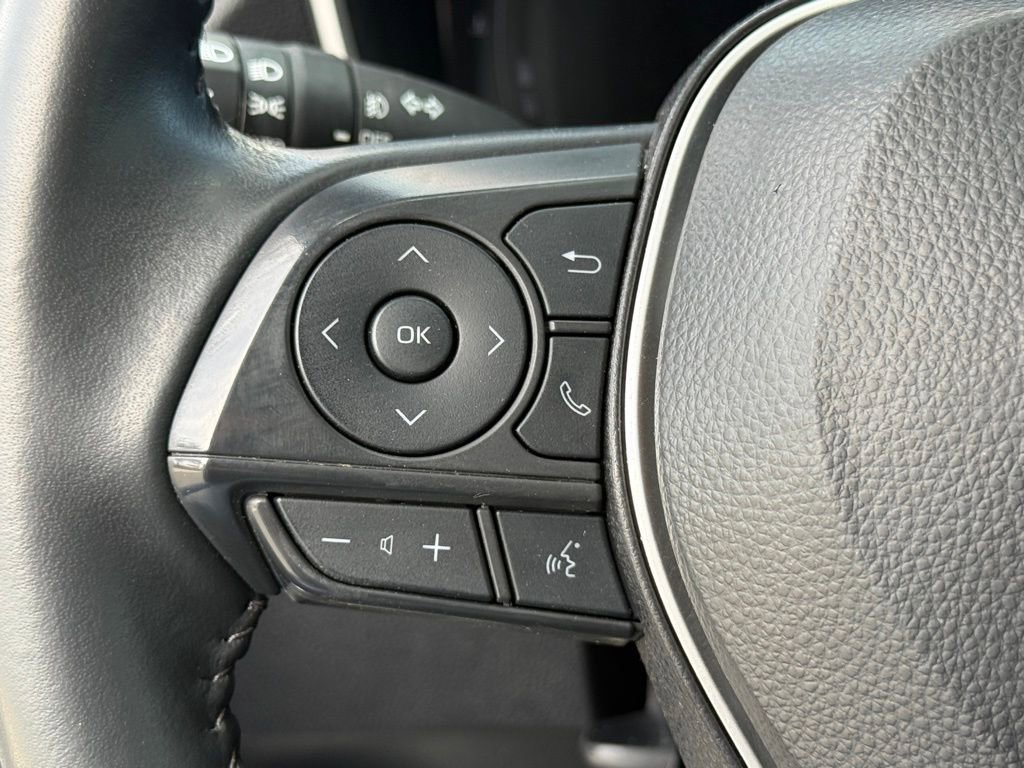 Certified 2024 Toyota Corolla Cross XLE w/ Convenience Package image 25