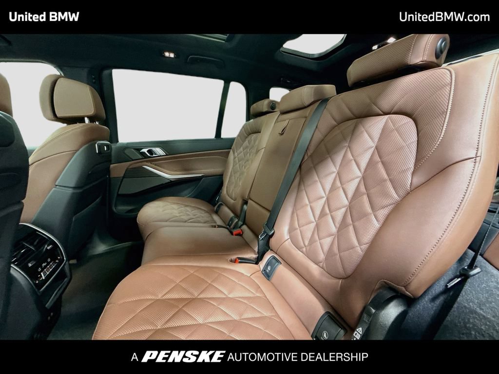 New 2027 BMW X7 xDrive40i w/ M Sport Package AWD/4WD image 20