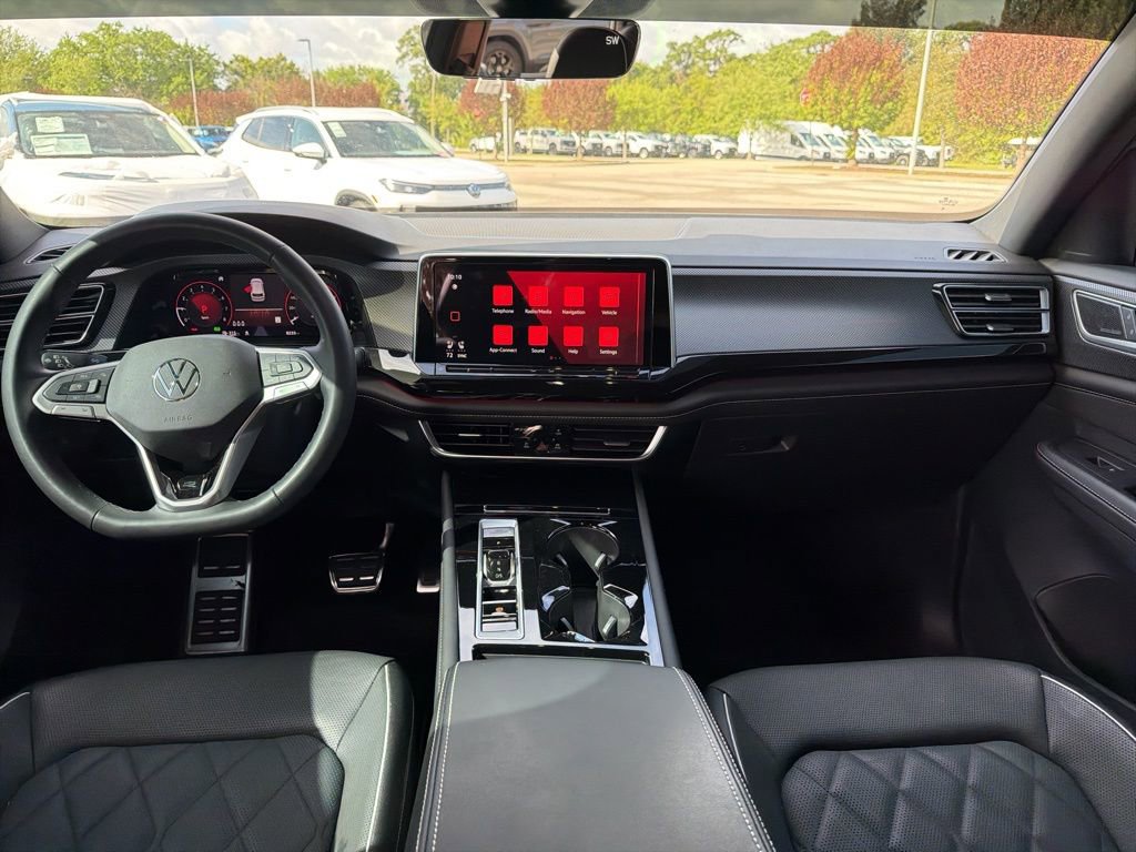 Used 2025 Volkswagen Atlas Cross Sport SEL Premium R-Line image 10