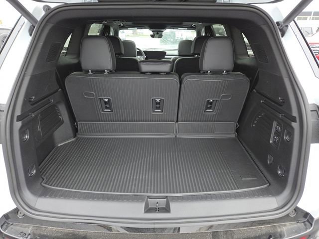 New 2026 Buick Enclave Sport Touring w/ Power Package image 28