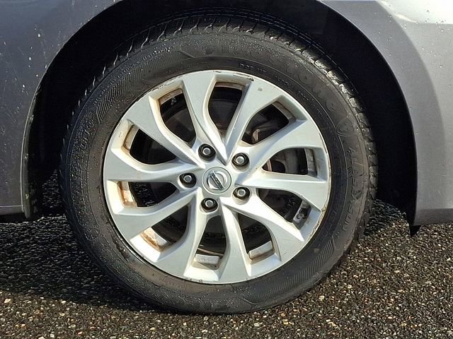 Used 2018 Nissan Sentra SV image 9