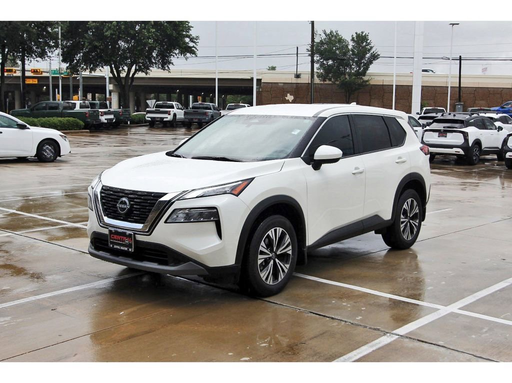 Used 2023 Nissan Rogue SV FWD image 3