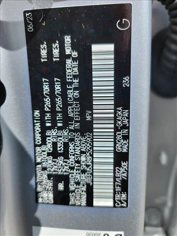 Used 2023 Toyota 4Runner SR5 Premium w/ Moonroof Package RWD image 24