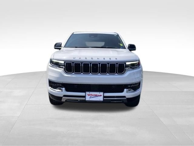 Used 2025 Jeep Wagoneer Series III w/ Premium Group I AWD/4WD image 2