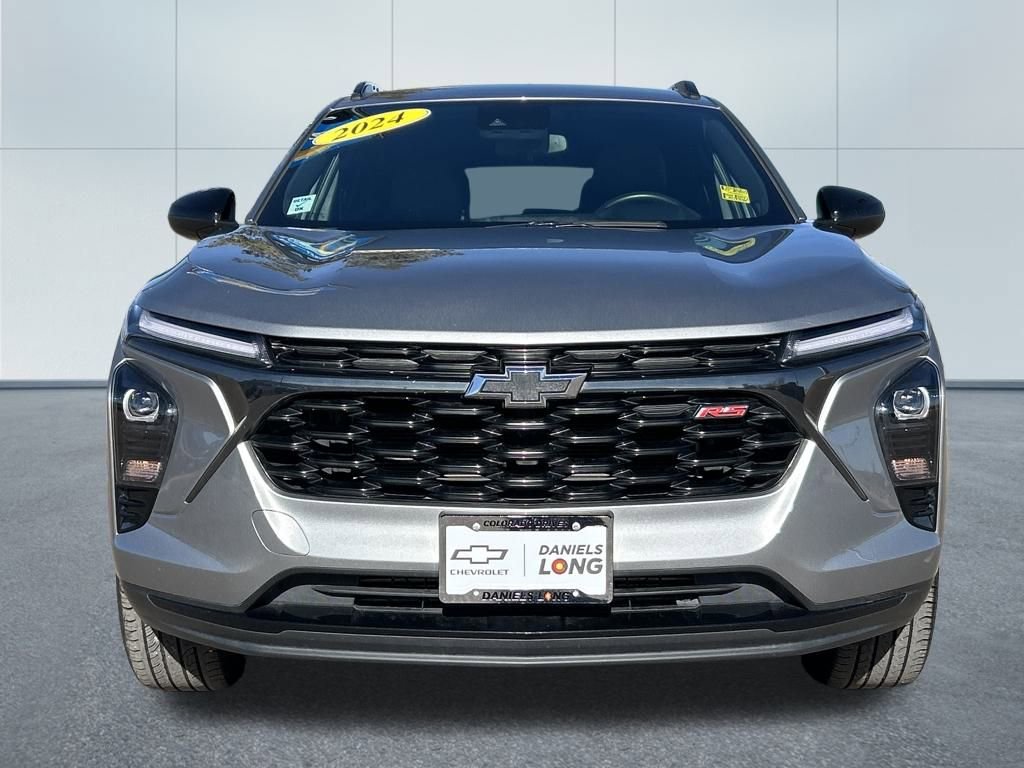 Used 2024 Chevrolet Trax RS w/ Driver Confidence Package image 3