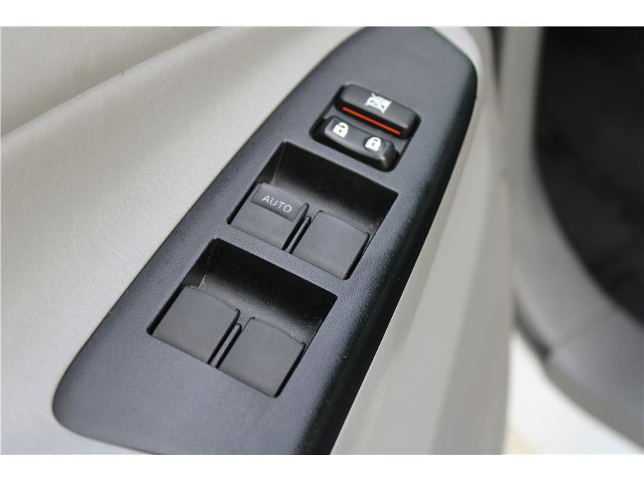 Used 2015 Toyota Tacoma 4x4 Double Cab image 12