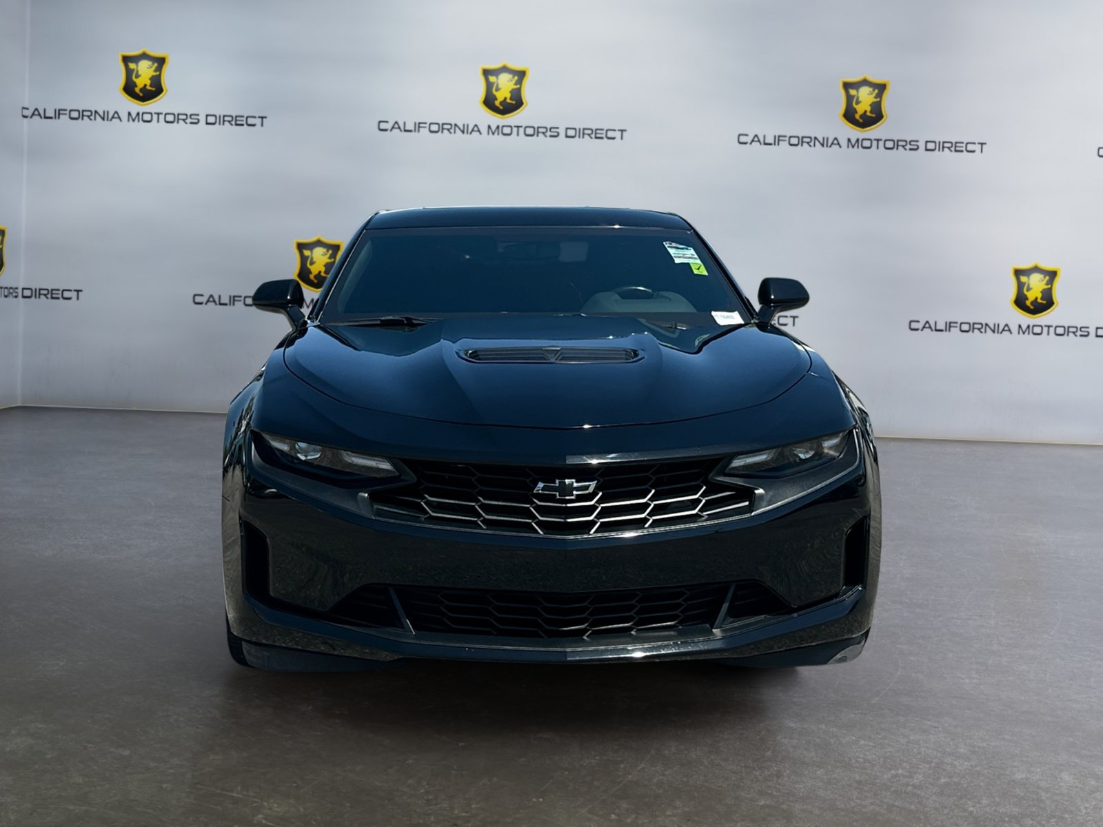 Used 2023 Chevrolet Camaro LT RWD image 8