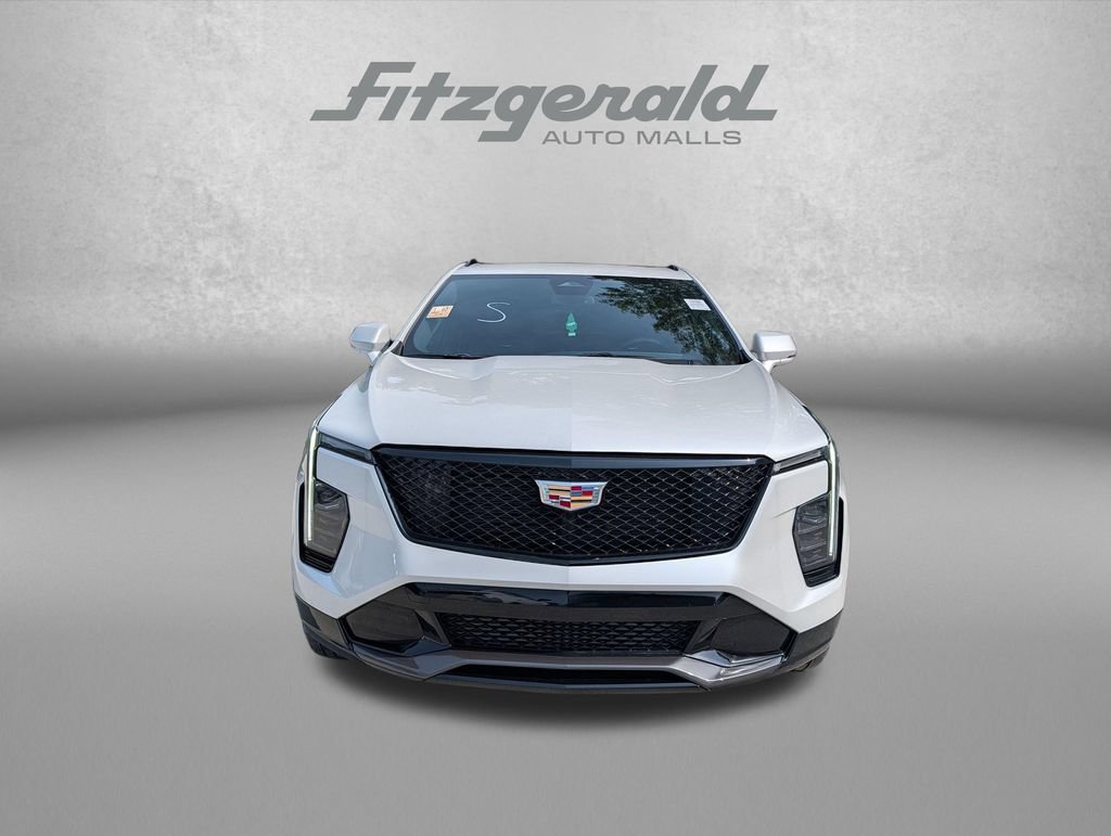Used 2024 Cadillac XT4 Sport AWD/4WD image 5