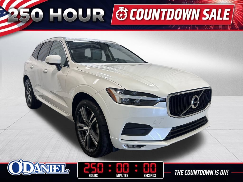 Used 2021 Volvo XC60 T5 Momentum w/ Climate Package FWD image 1