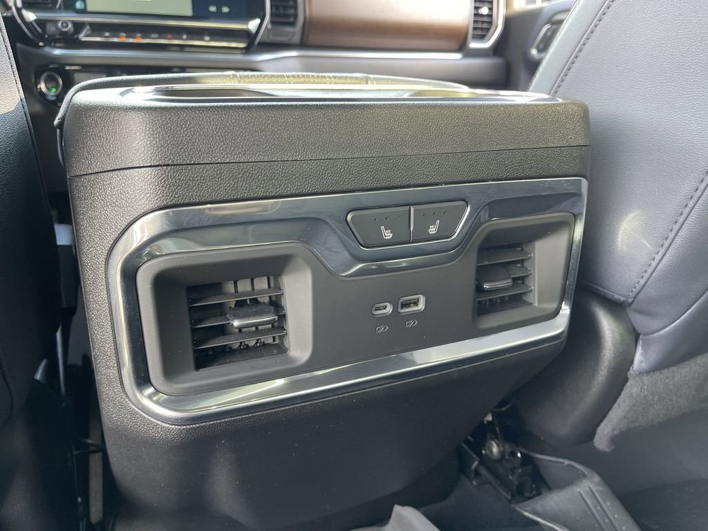 Used 2024 Chevrolet Silverado 1500 High Country w/ High Country Premium Package image 22