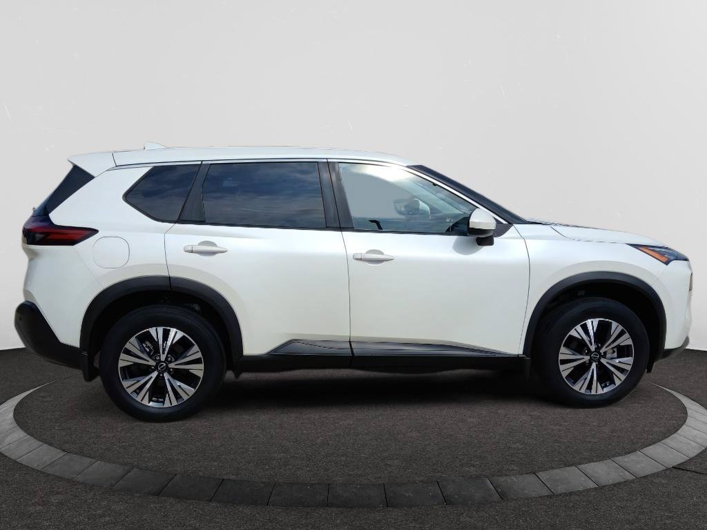Used 2023 Nissan Rogue SV AWD/4WD image 8