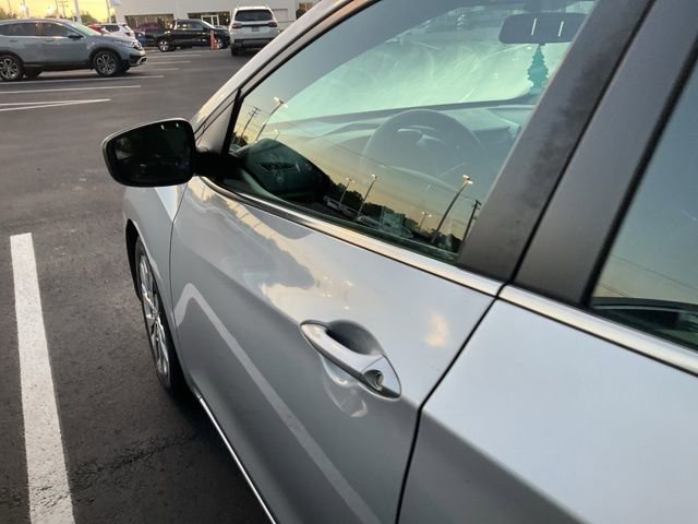 Used 2017 Hyundai Elantra GT image 9