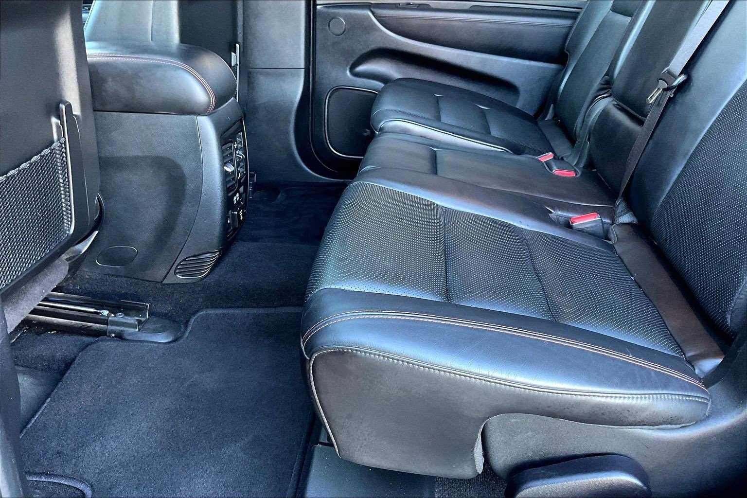 Used 2022 Dodge Durango R/T image 17