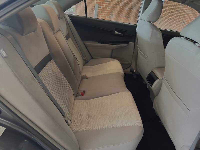 Used 2013 Toyota Camry LE FWD image 27