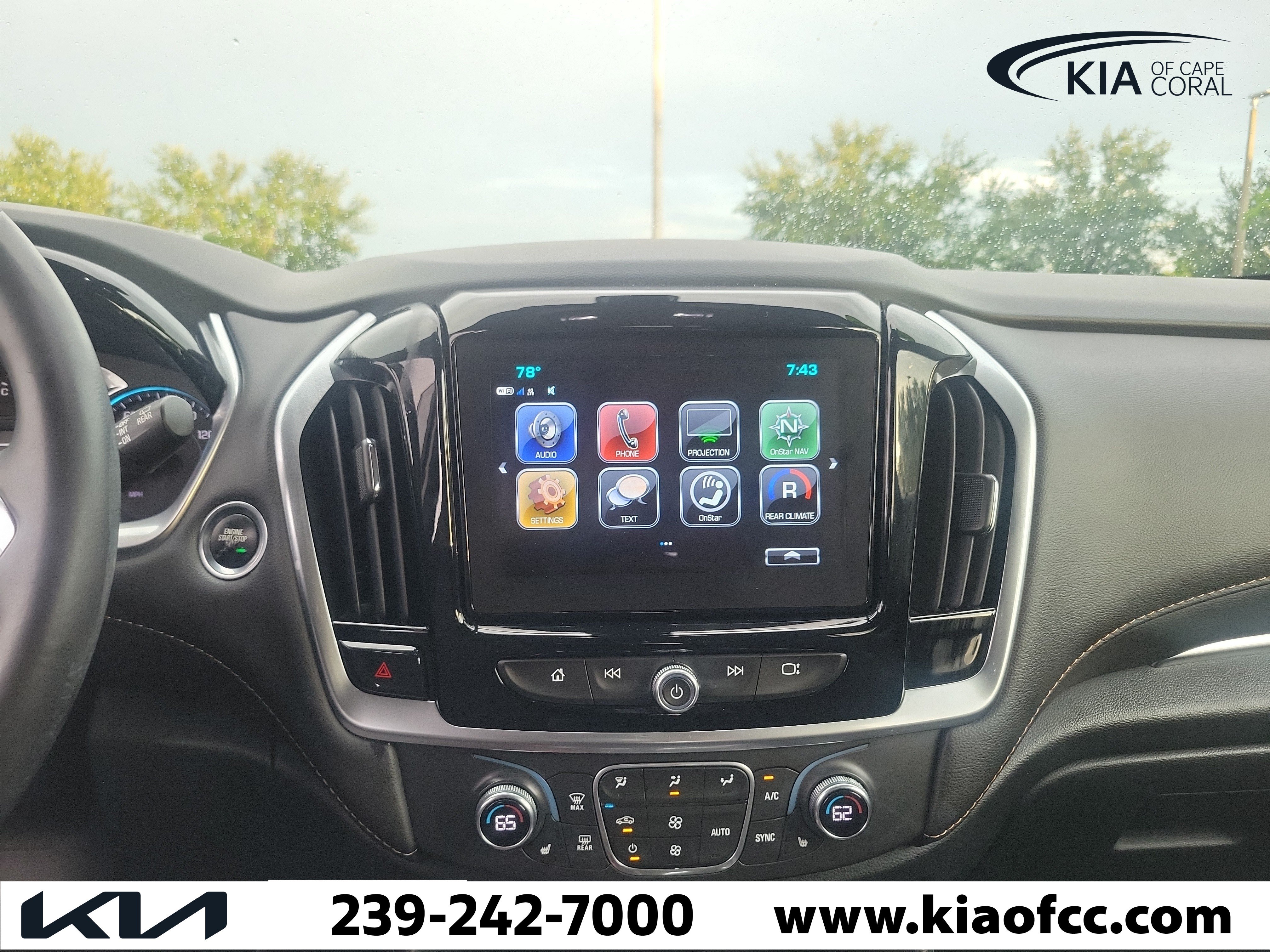 Used 2019 Chevrolet Traverse LT FWD image 21