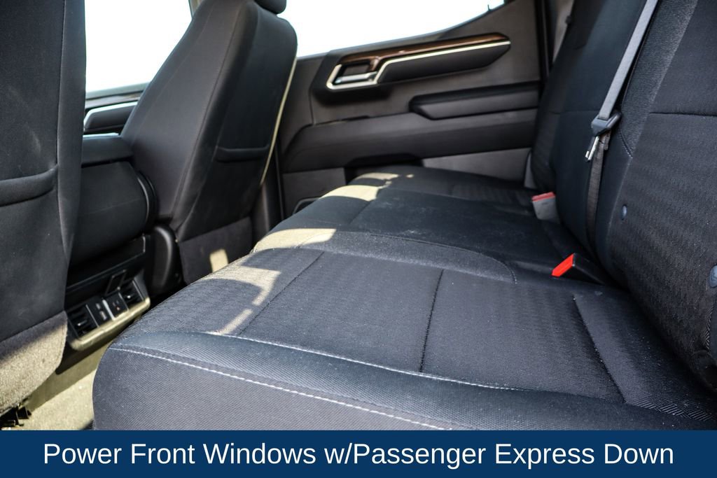 Used 2025 Chevrolet Silverado 1500 LT image 13