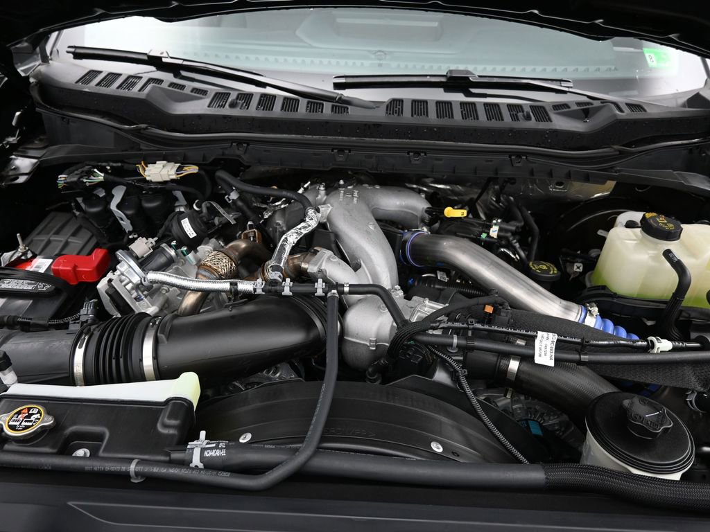 New 2025 Ford F250 XLT w/ 360-Degree Camera Package image 13
