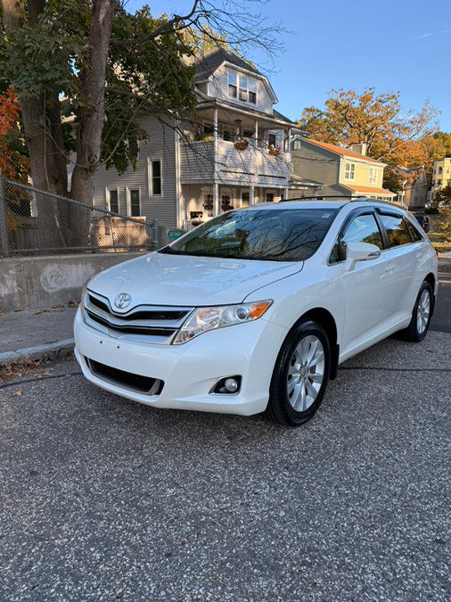 Used 2013 Toyota Venza LE AWD/4WD image 1