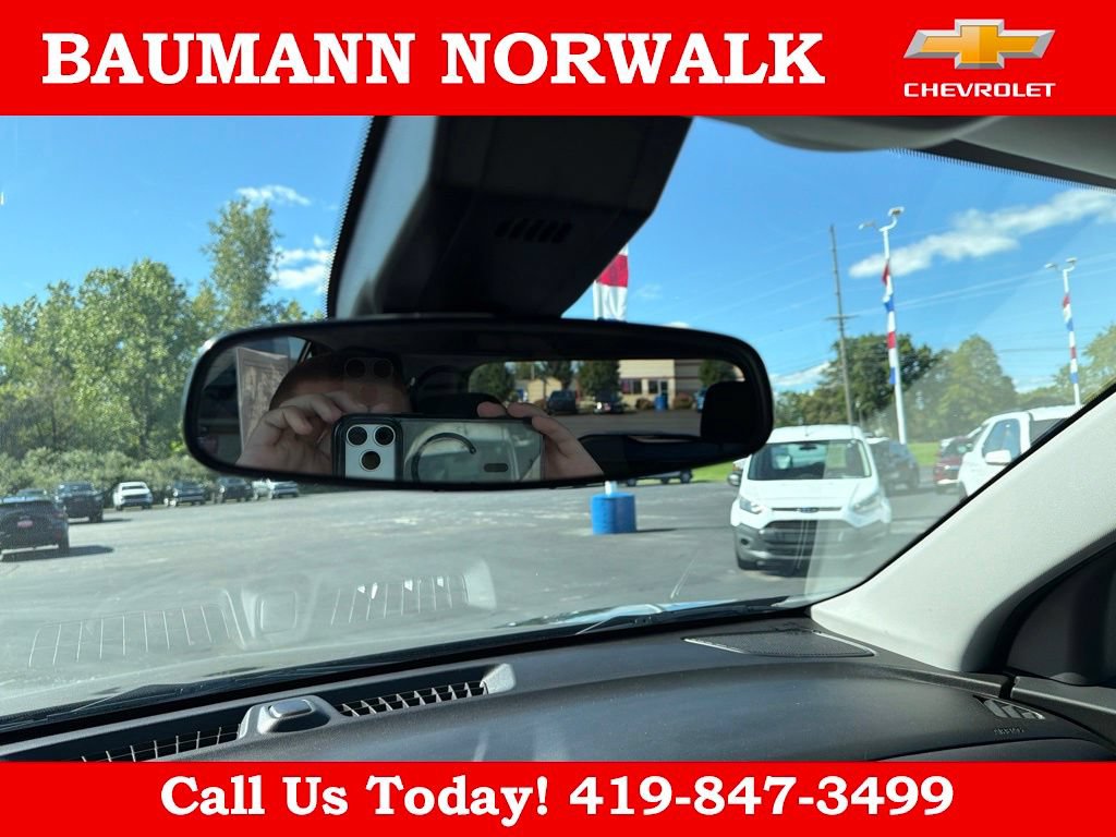Used 2023 Chevrolet Equinox LT FWD image 27