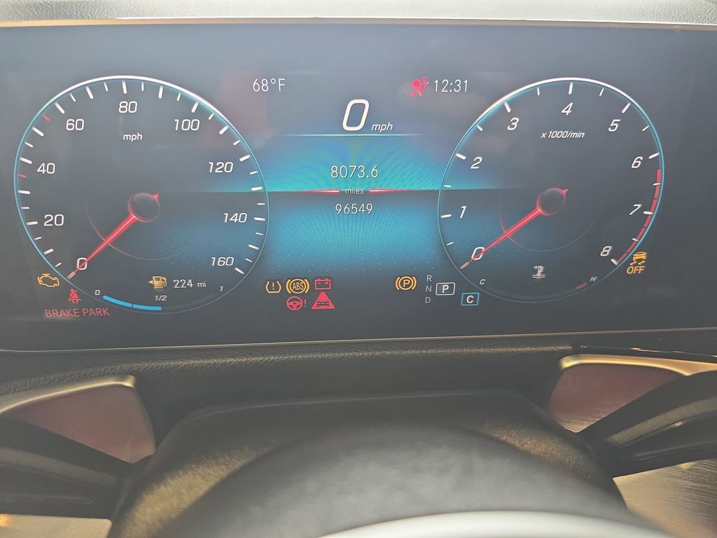 Certified 2021 Mercedes-Benz GLB 250 4MATIC image 22