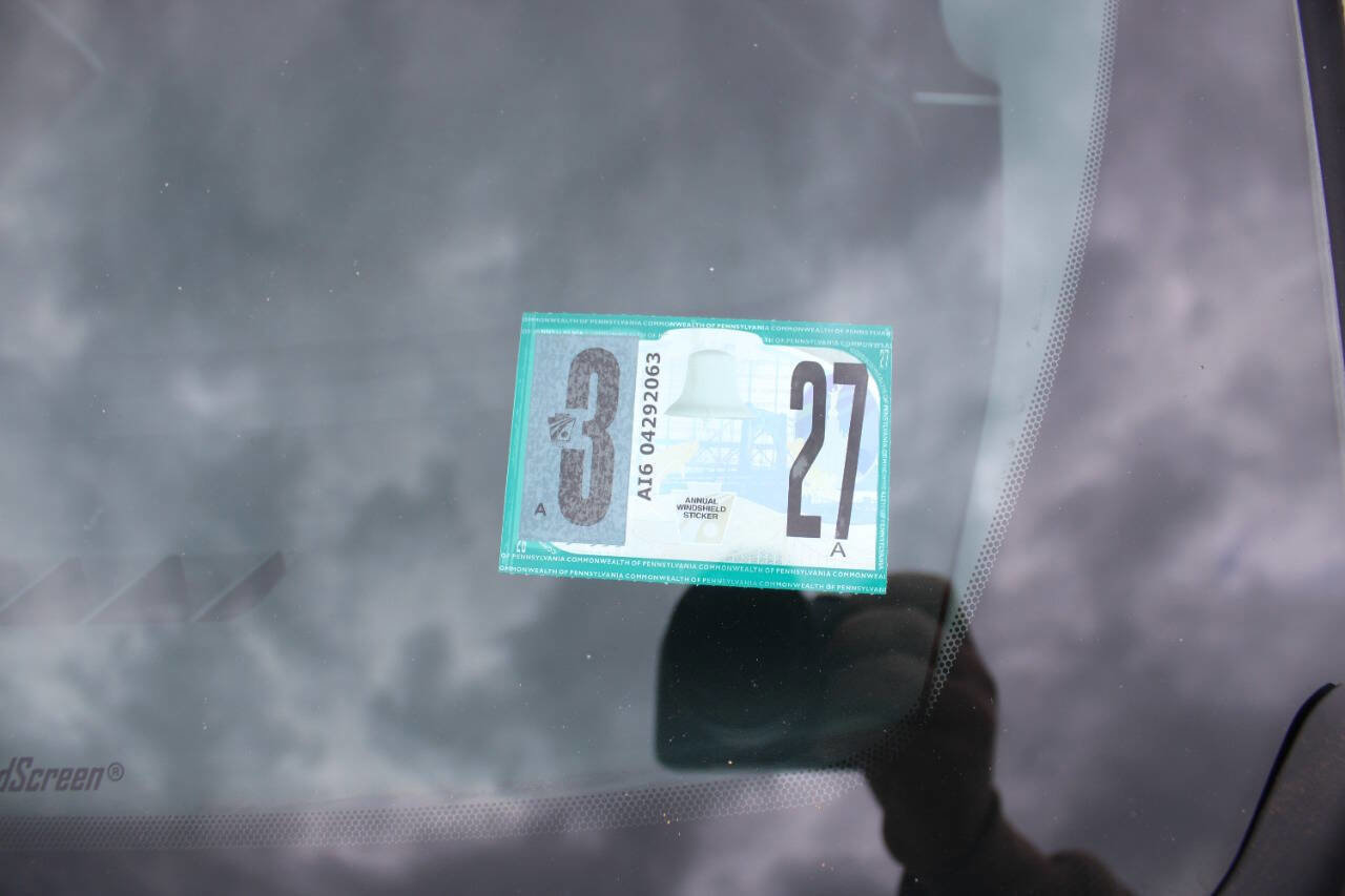 Used 2021 Ford F150 Lariat image 9