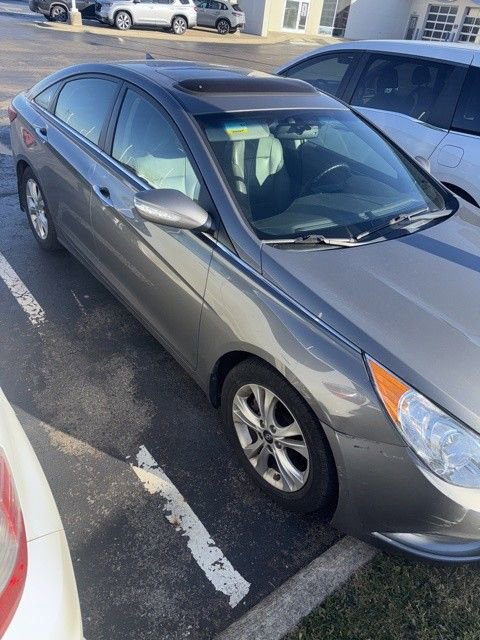 Used 2013 Hyundai Sonata Limited image 9