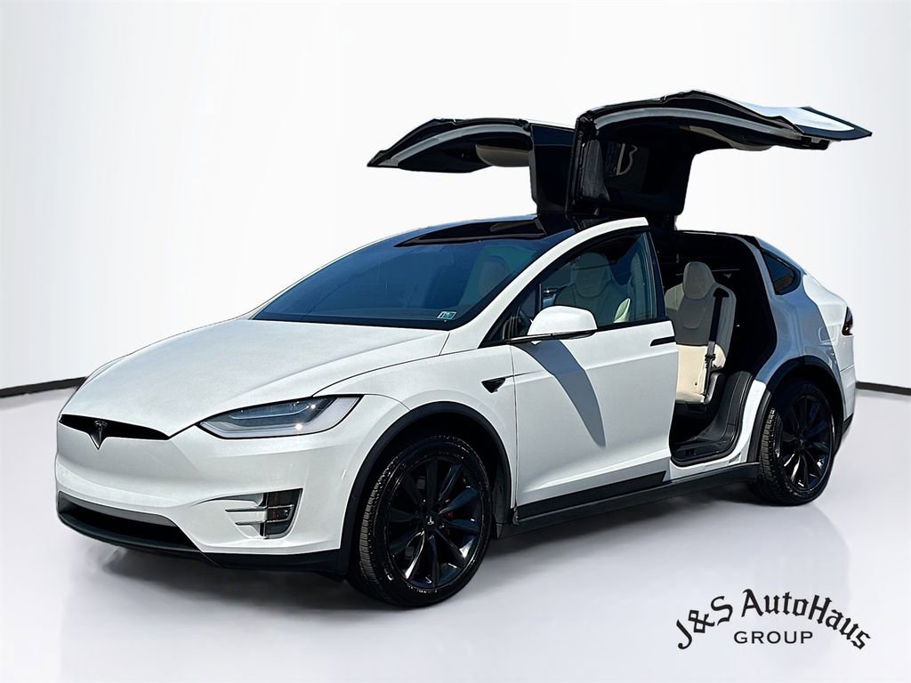 Used 2019 Tesla Model X Long Range image 3