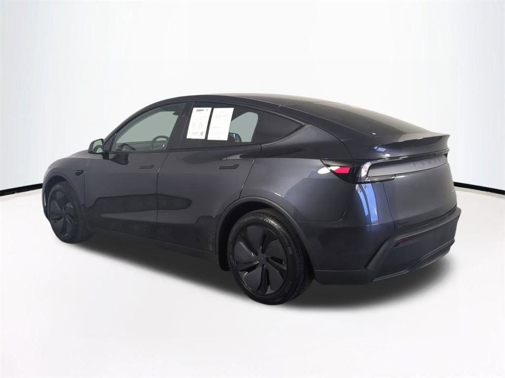 Used 2026 Tesla Model Y Long Range image 7