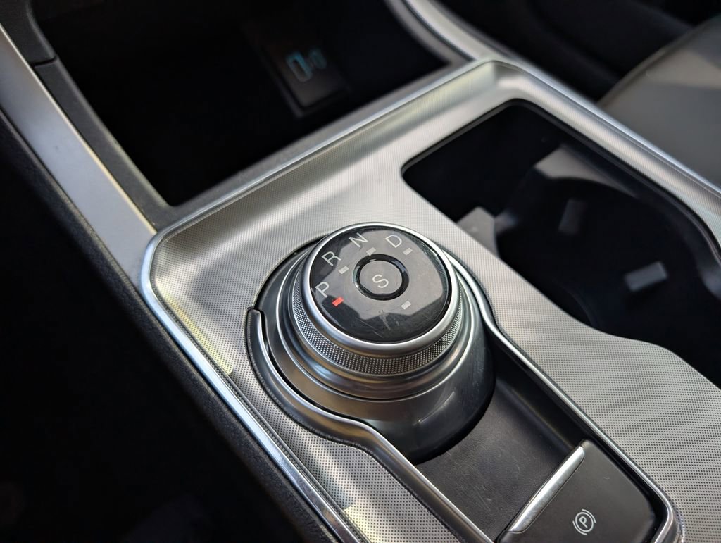 Used 2022 Ford Edge SEL w/ Convenience Package image 29