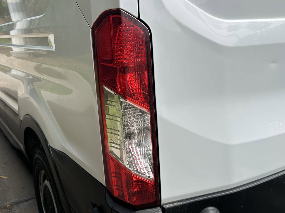 Used 2019 Ford Transit 350 148 Medium Roof image 37
