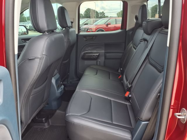 Used 2025 Ford Maverick Lariat w/ Black Appearance Package AWD/4WD image 11