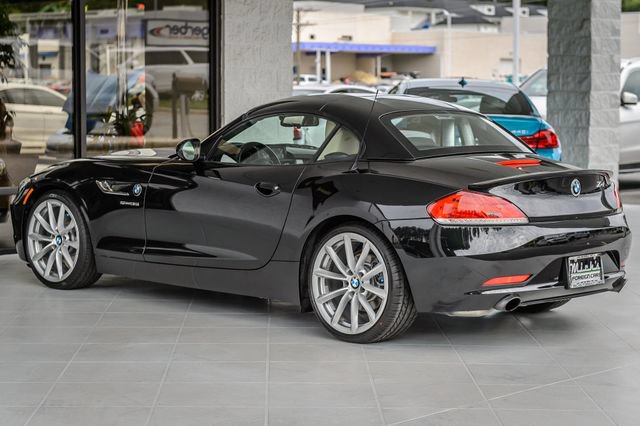 Used 2011 BMW Z4 sDrive35i RWD image 11