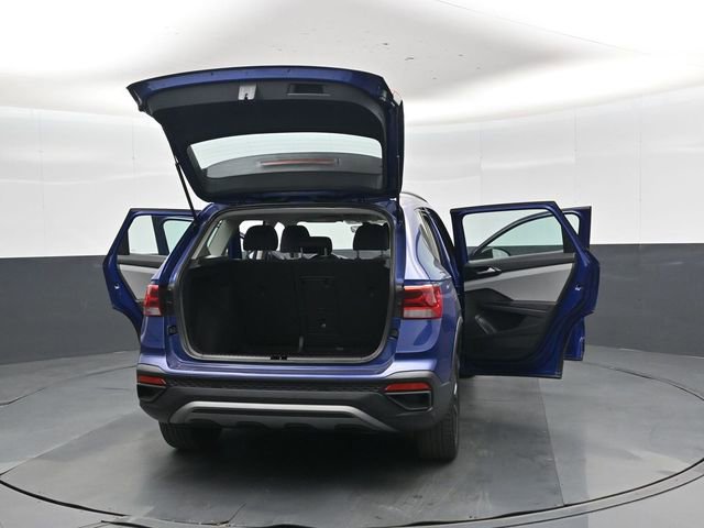 Used 2023 Volkswagen Taos S image 48