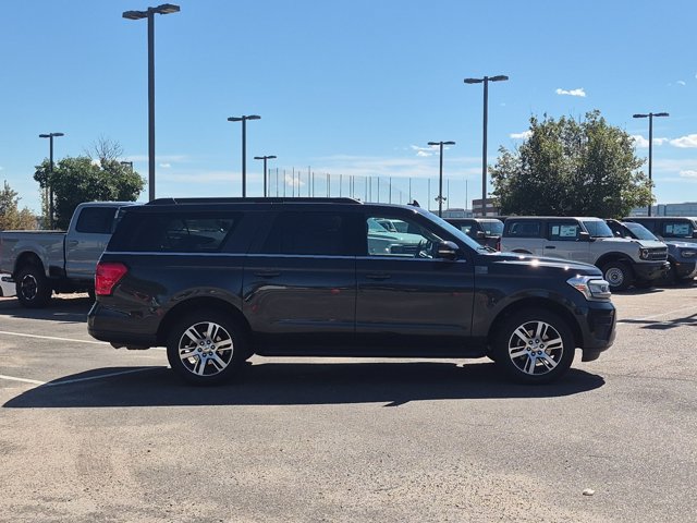Used 2024 Ford Expedition Max XLT AWD/4WD image 4
