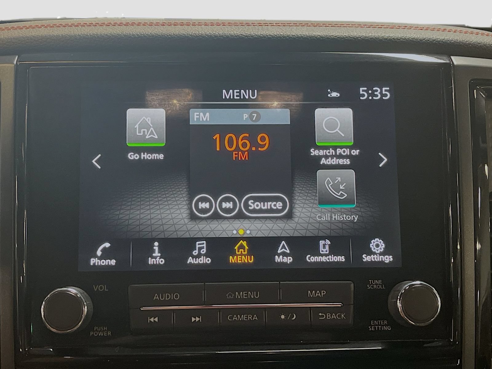 Used 2022 Nissan Titan PRO-4X w/ Pro-4x Convenience Package AWD/4WD image 15