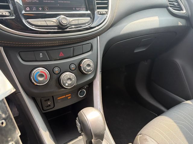 Used 2022 Chevrolet Trax LT AWD/4WD image 17