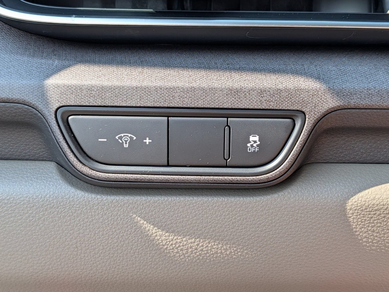 New 2026 Kia Carnival EX FWD image 12