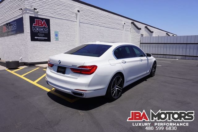 Used 2018 BMW 750i RWD image 20